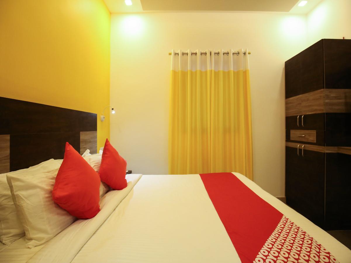 Oyo 10152 Rail View Residency Ξενοδοχείο Alappuzha Εξωτερικό φωτογραφία